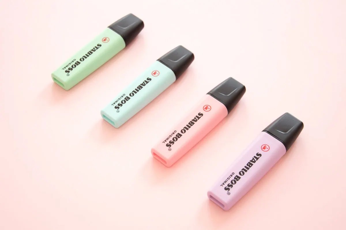 zakreślacze stabilo 1mm 4mm