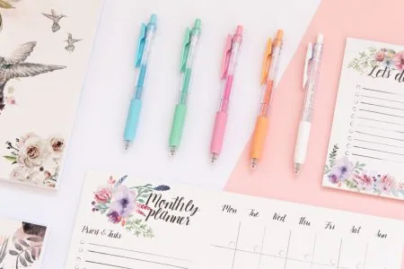 długopisy żelowe sarasa