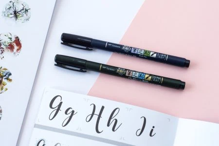 brush pen do kaligrafii Tombow Fudenosuke