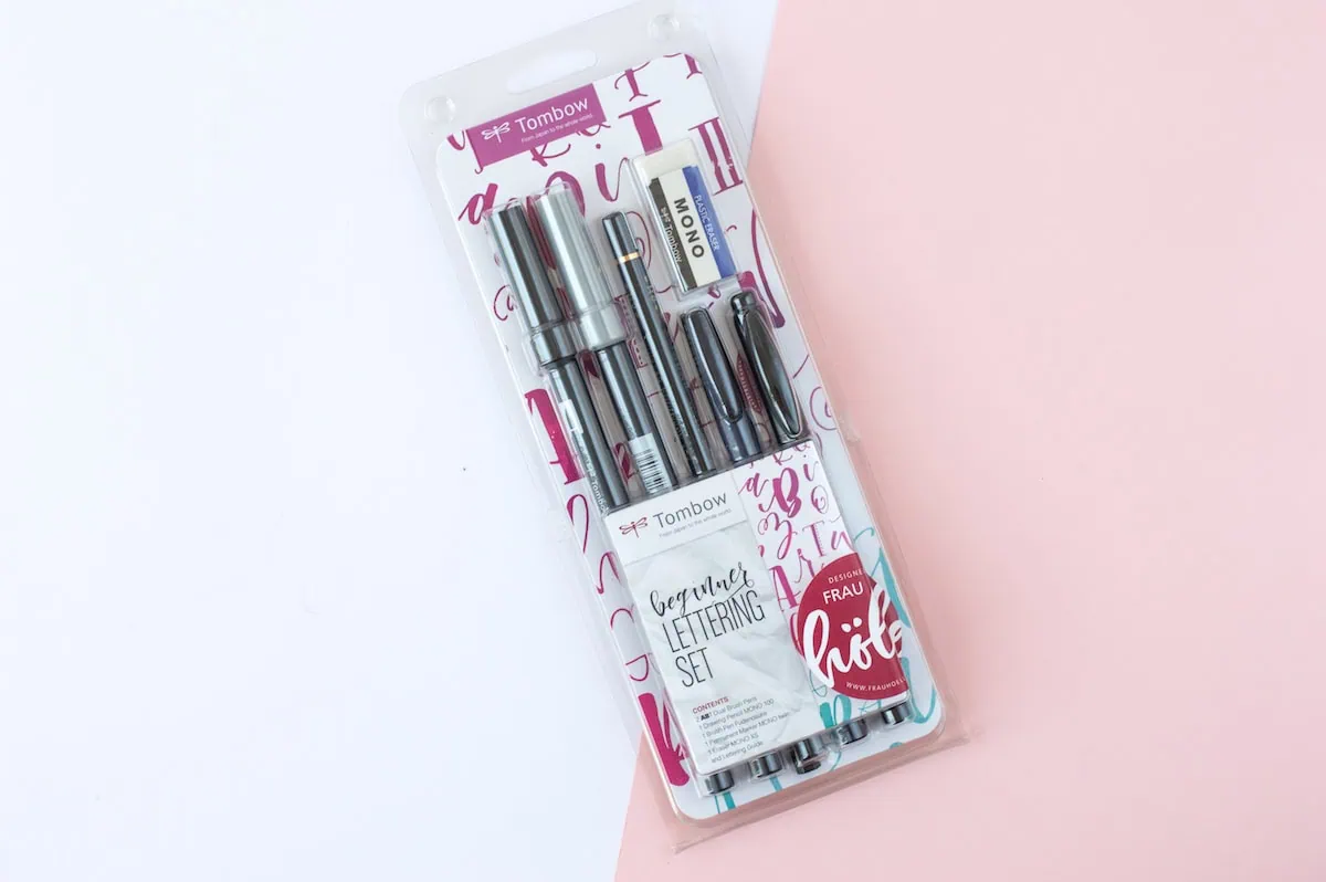 Zestaw do kaligrafii dla początkujących Tombow
