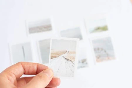 Naklejki w stylu vintage - wakacje nad jeziorem - w ręce