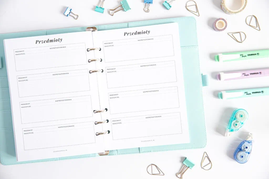 planer-ucznia-organizer-przedmioty