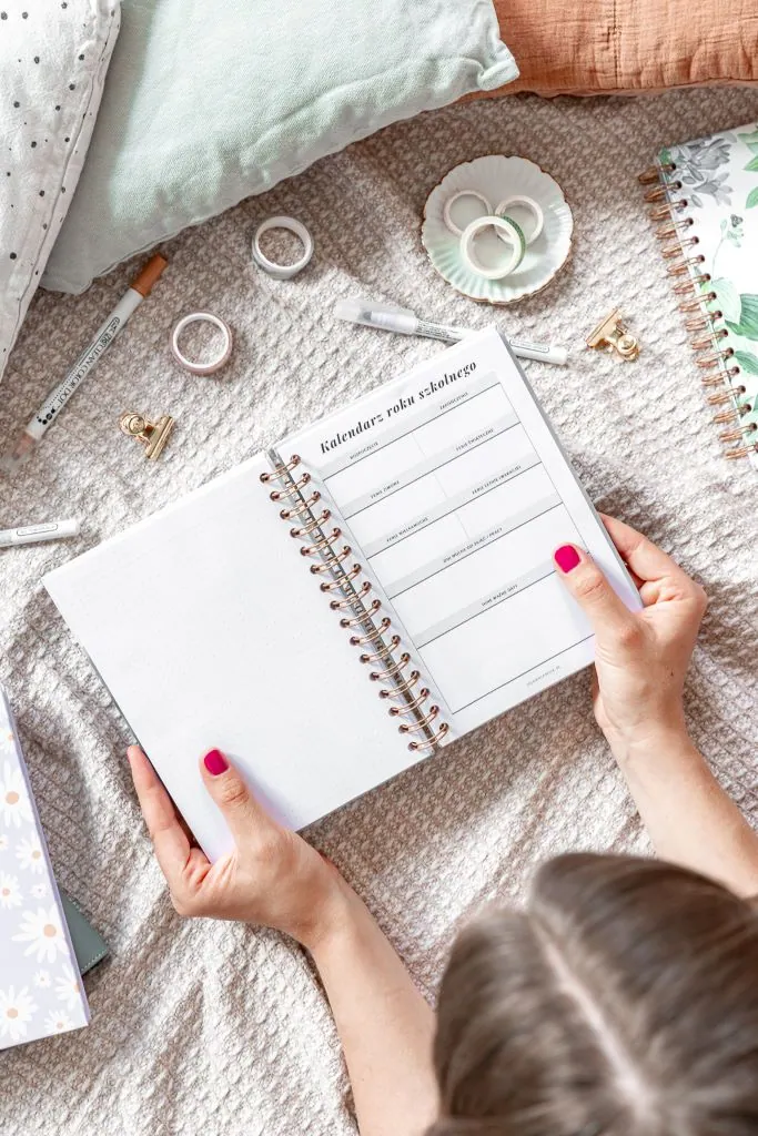 Kalendarz roku szkolnego, szablon