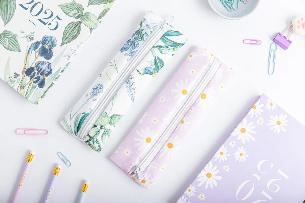 Mały piórnik na długopisy