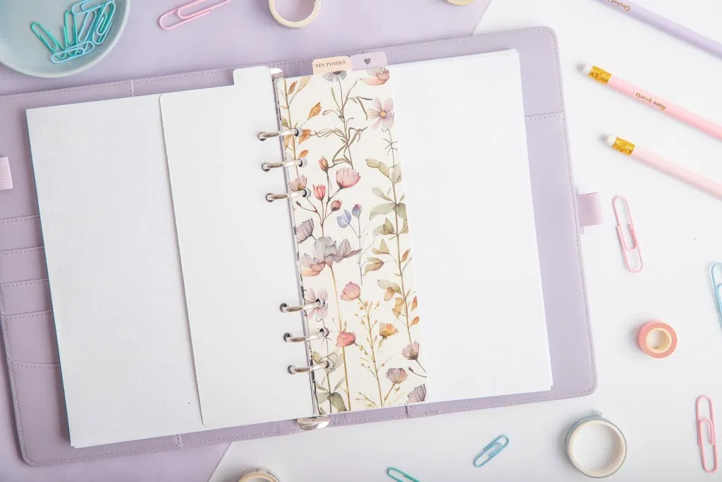 Zakładka do organizera, kwiaty