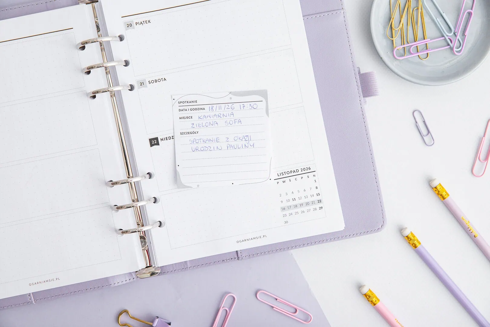 Karteczka samoprzylepna z możliwością zapisania notatek ze spotkania