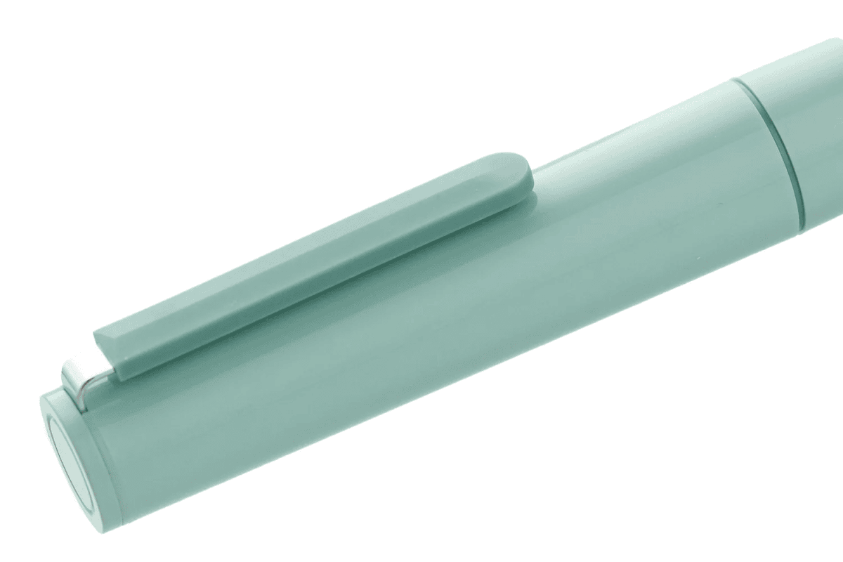 Pióro Sailor TUZU Adjust - zamykanie pióra