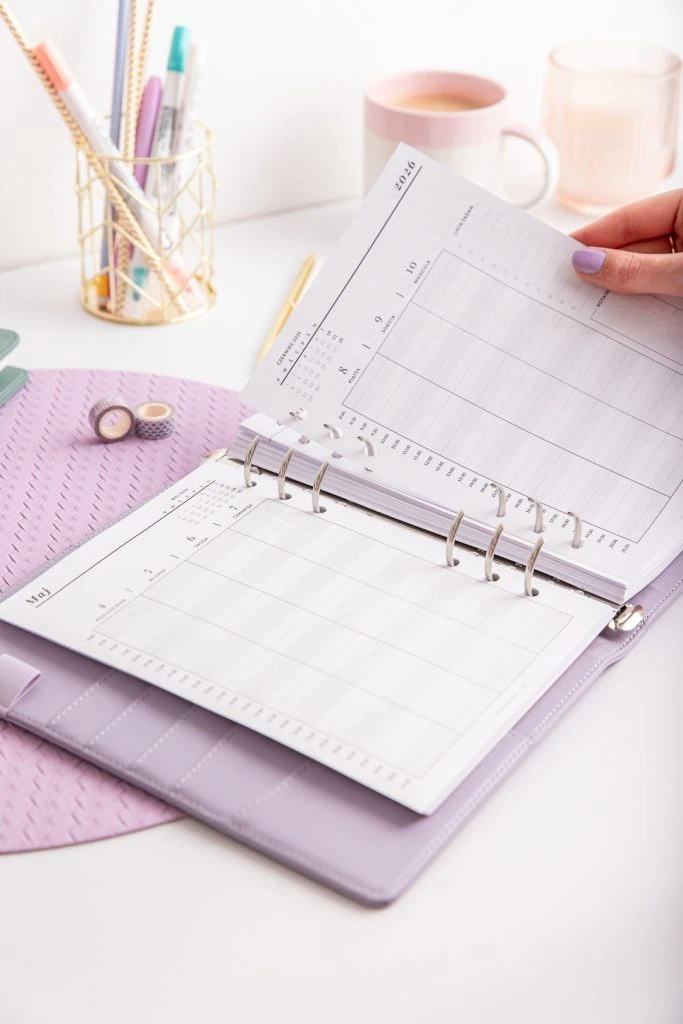 Fioletowy organizer z wkładem Ogarniam Biznes