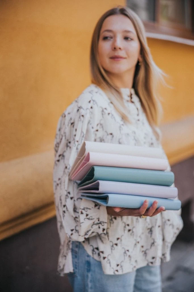 Kilka okładek kolorowych na organizer kolorowych