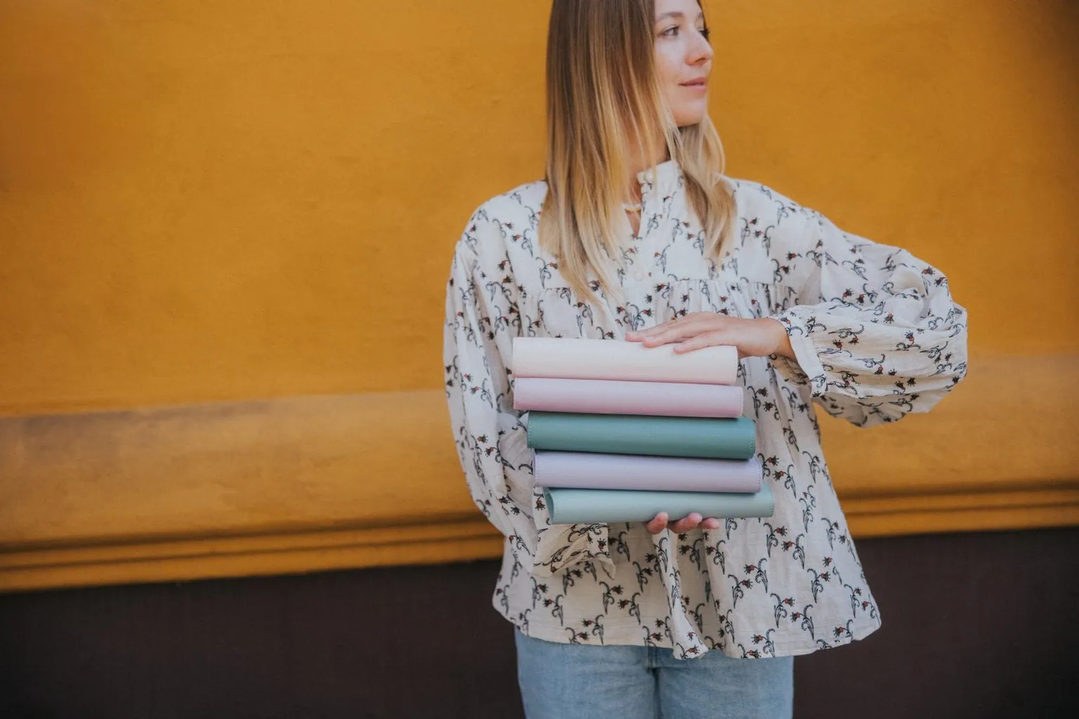 Kilka okładek na organizer w różnych kolorach