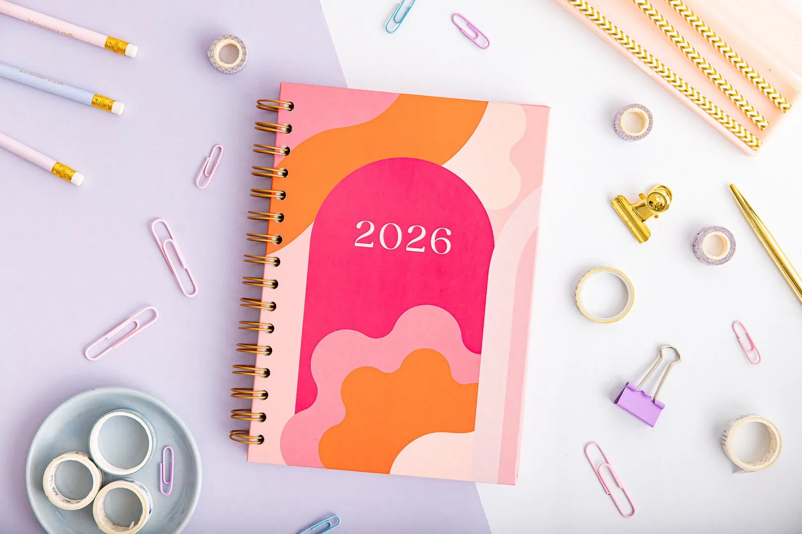 Planer 2026 - okładka Różowa Zorza