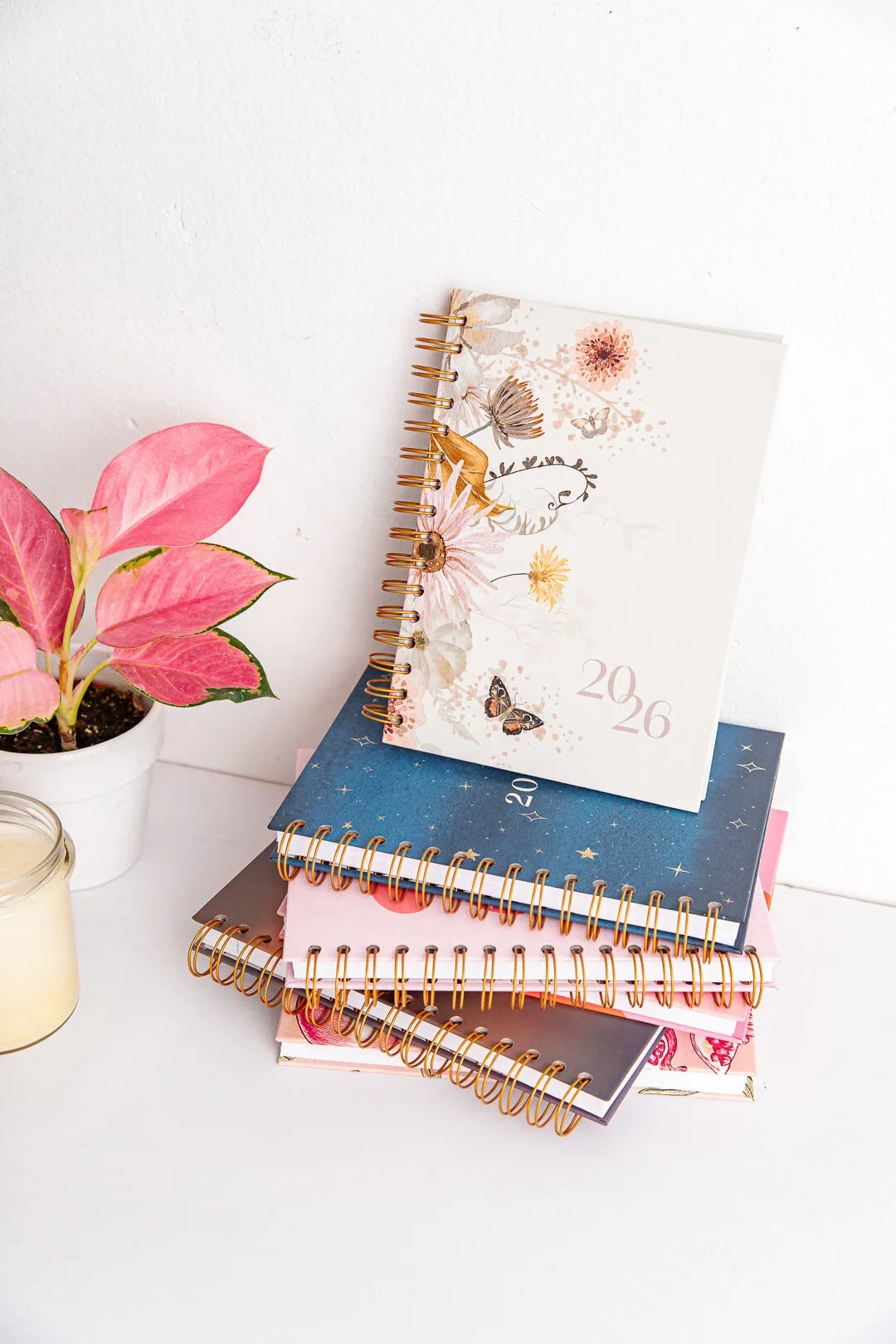 Planer na spirali 2026 - kolorowe okładki