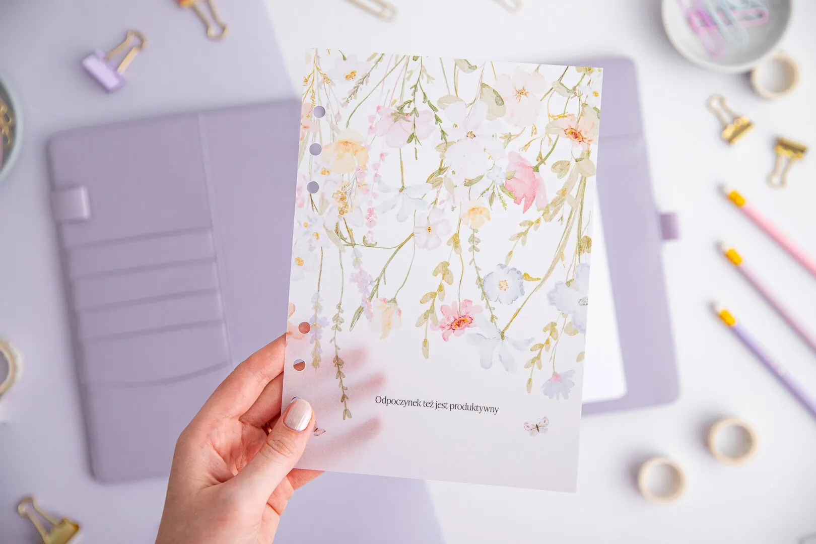 Karta do organizera motywacyjna wzór roślinny z cytatem