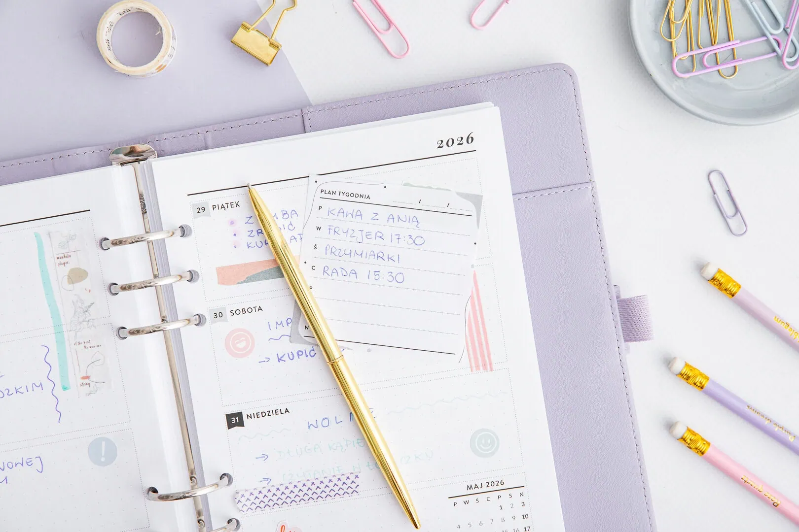 Karteczka samoprzylepna do zapisania planu tygodnia