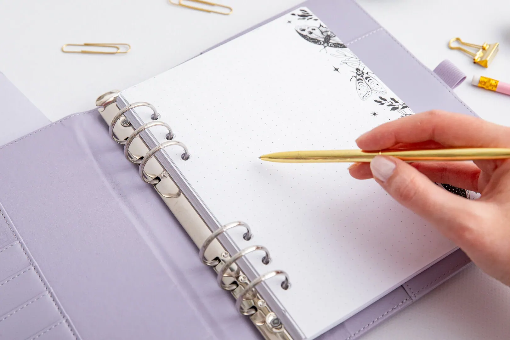 Kartki w kropki z motywem Magiczna Noc