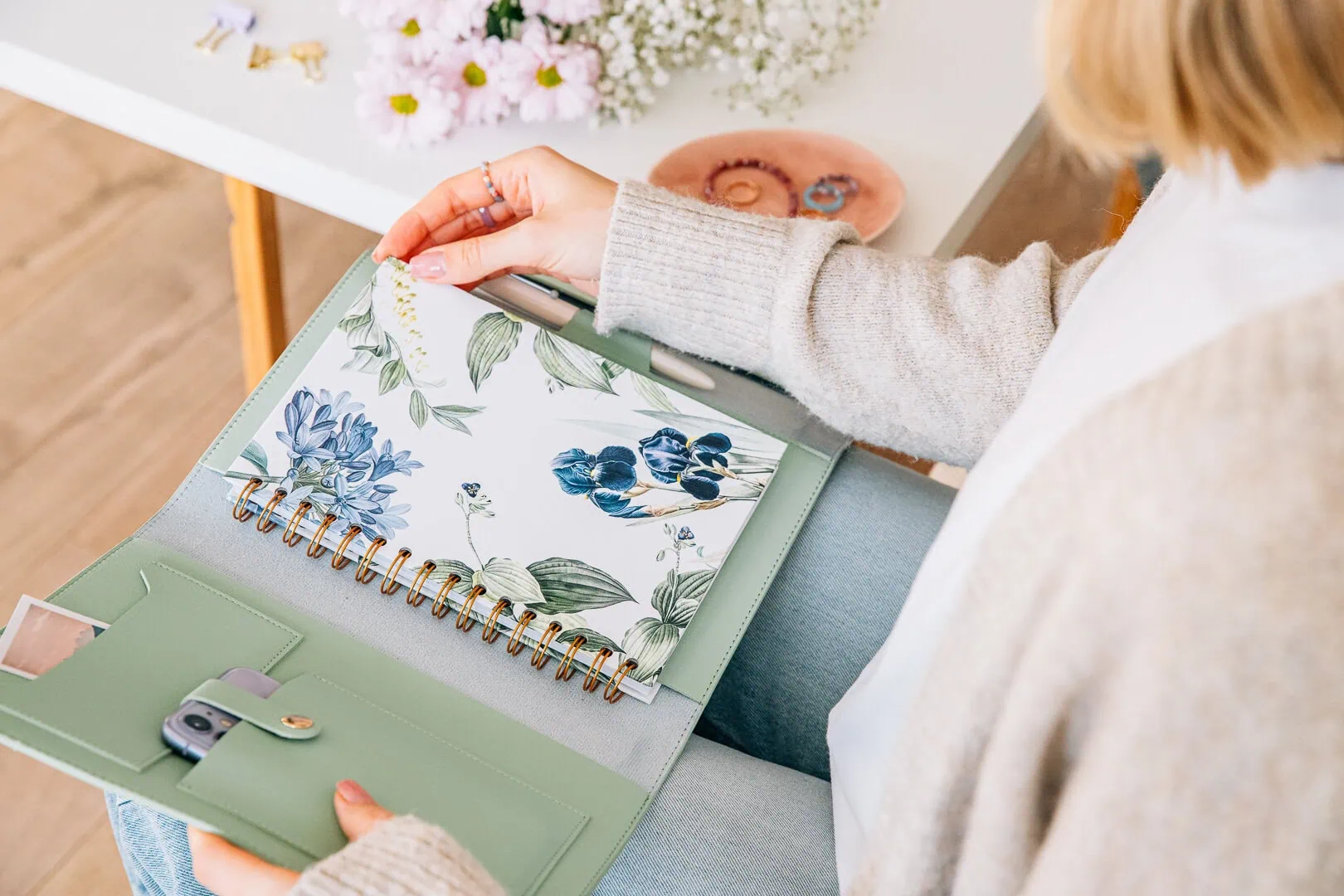 Szałwiowe otui z notesem Irysowa Polana (2)