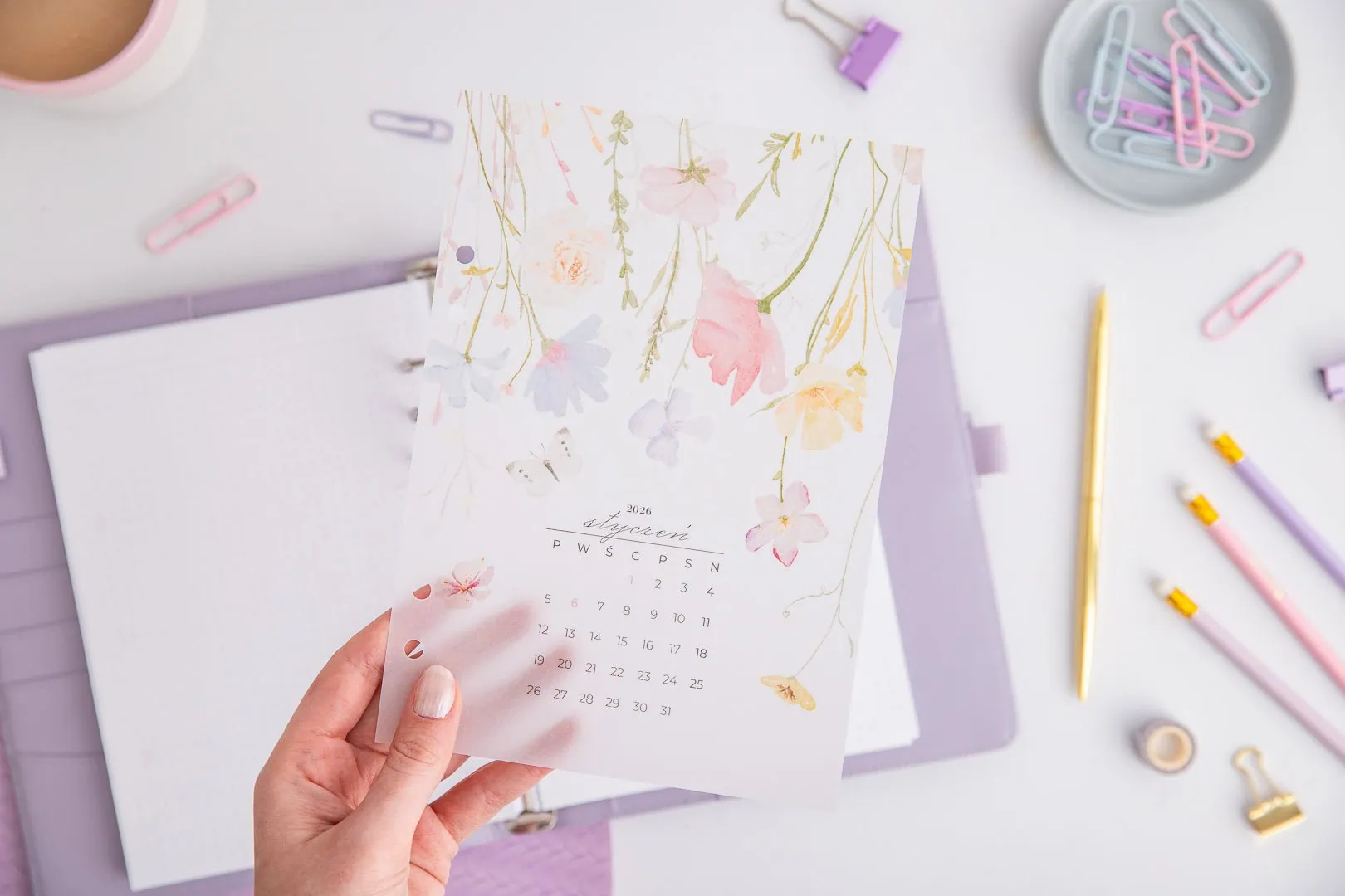 Transparentne przekładki do organizera z kalendarzem