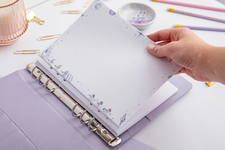 Wkład do organizera - motyw Kosmiczna Przestrzeń