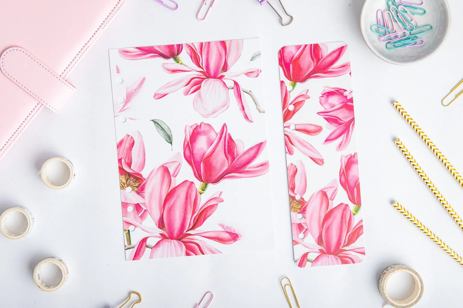 Strona tytułowa i zakładka do organizera - Magnolia