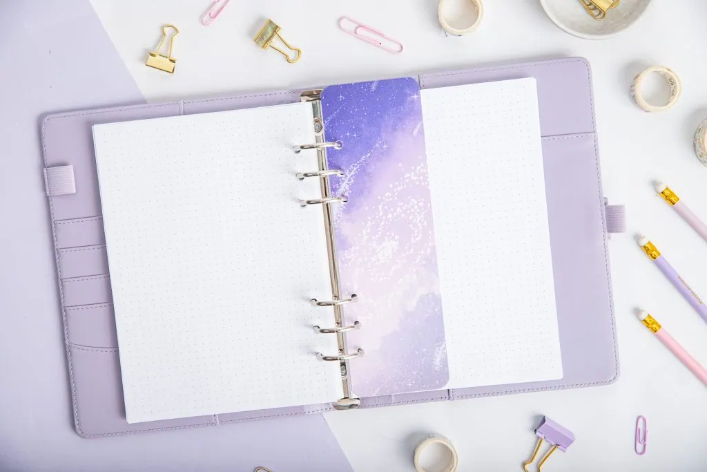 Zakładka do organizera - Fiołkowa galaktyka